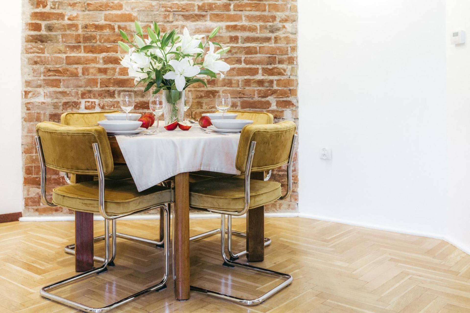 ワルシャワOomph Vintage 2Br Gem Steps From Politechnikaアパートメント エクステリア 写真