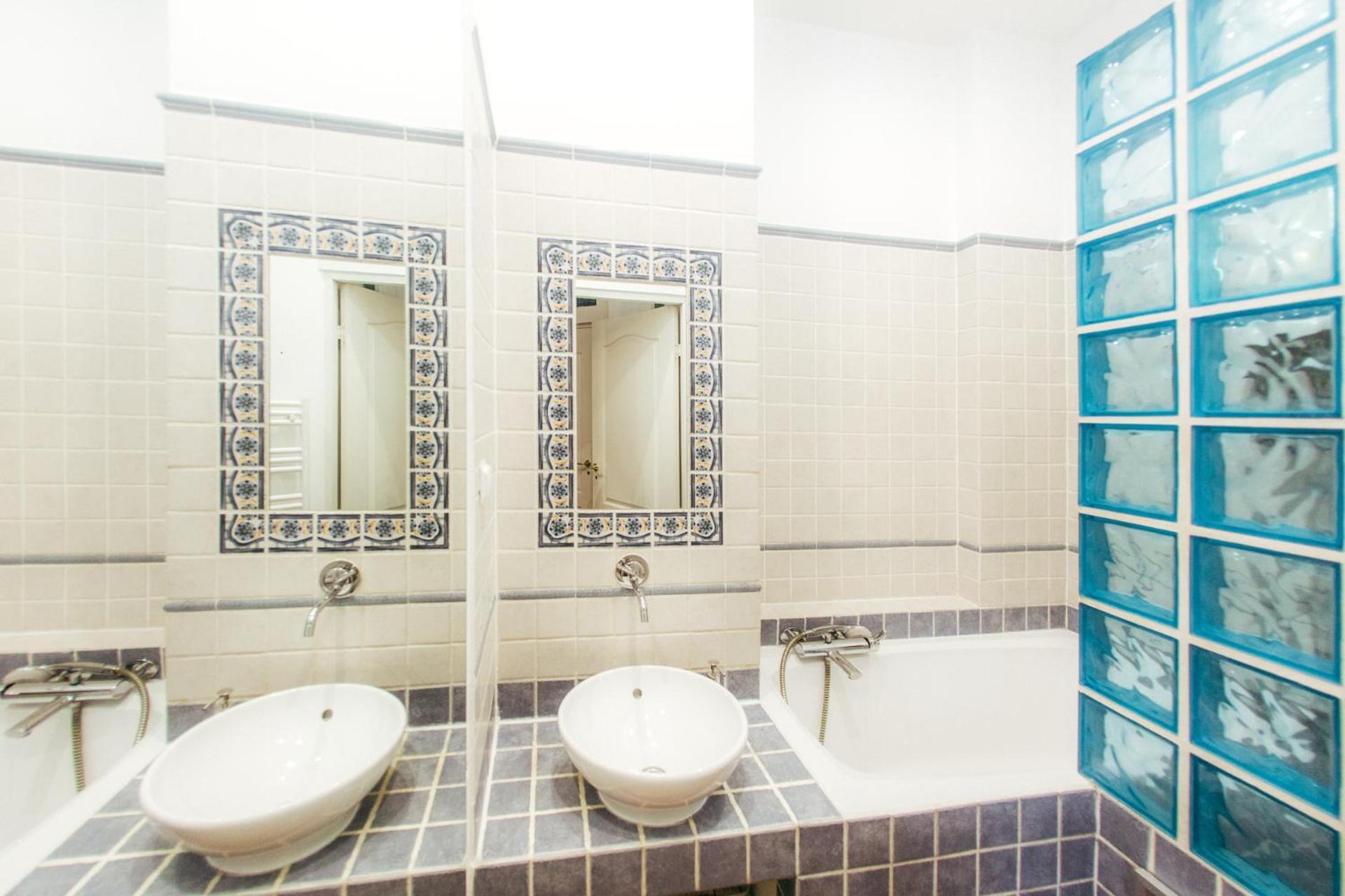 ワルシャワOomph Vintage 2Br Gem Steps From Politechnikaアパートメント エクステリア 写真